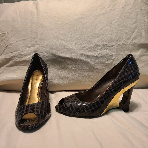 BCBG Brown Sculptured Wedge Shoes - Picture 1 of 5